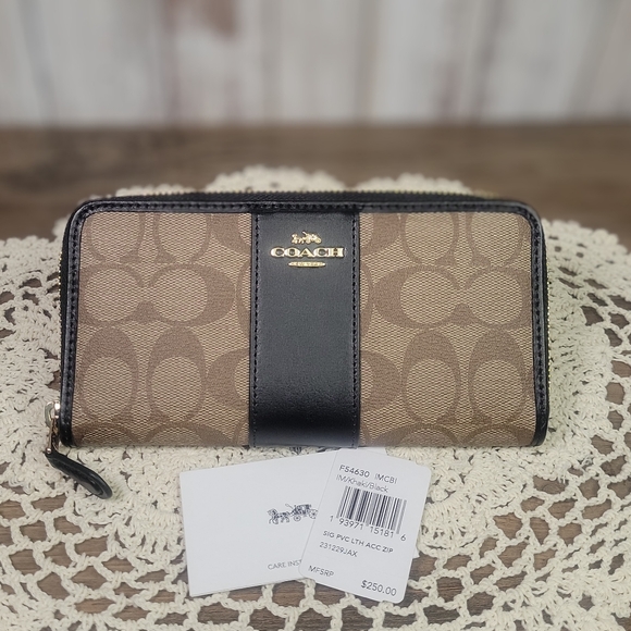 Coach crossbody+wallet $600 retail - Picture 9 of 11